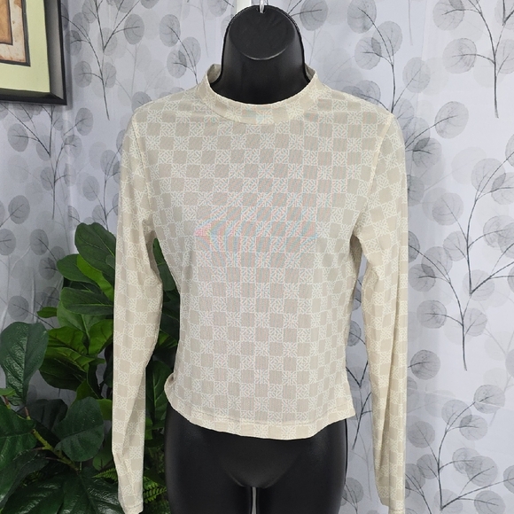 Gymshark Monogram Mesh Top - Picture 2 of 7